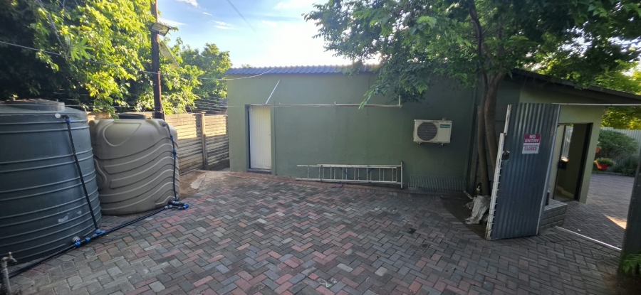 6 Bedroom Property for Sale in Parys Free State